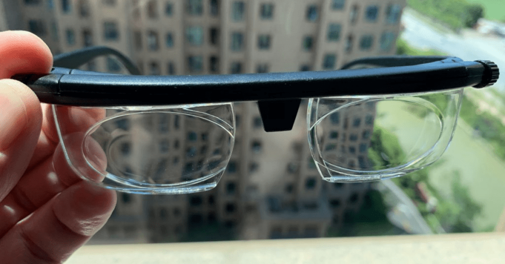 ProperFocus adjustable glasses